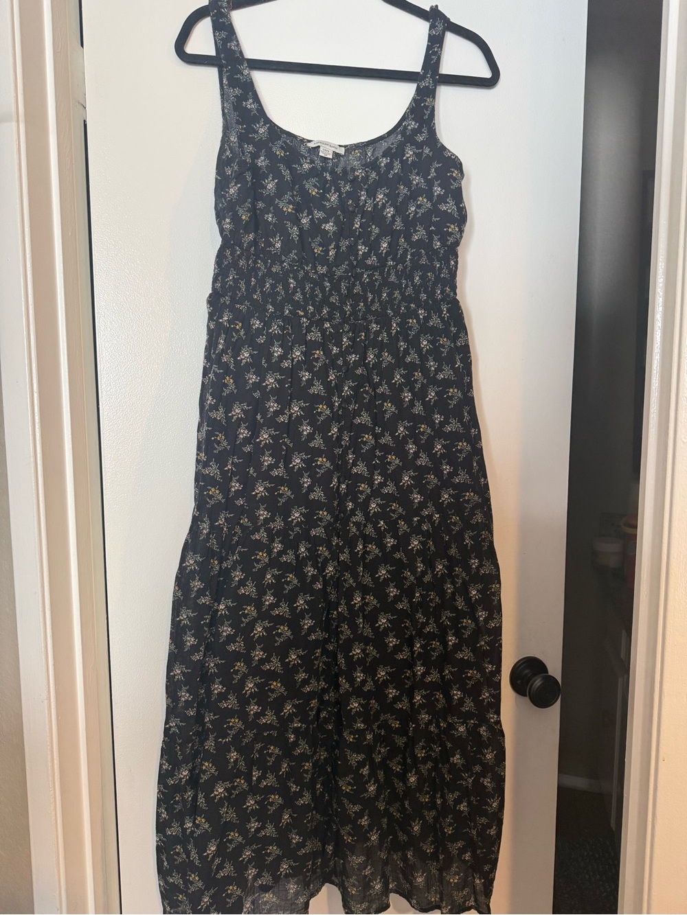 AE Black Floral Sleeveless Maxi Dress - Picture 6 of 10